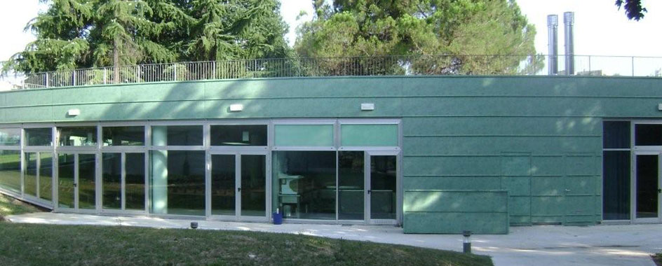 Applicazione in facciata : aggraffatura angolare